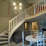 Le Petit Pavillon Hébergement de vacances