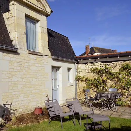 Le Petit Pavillon * Noyant-la-Plaine